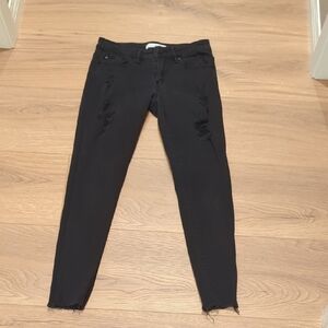 KanCan Women's Black Distressed Jeans Size 7/27